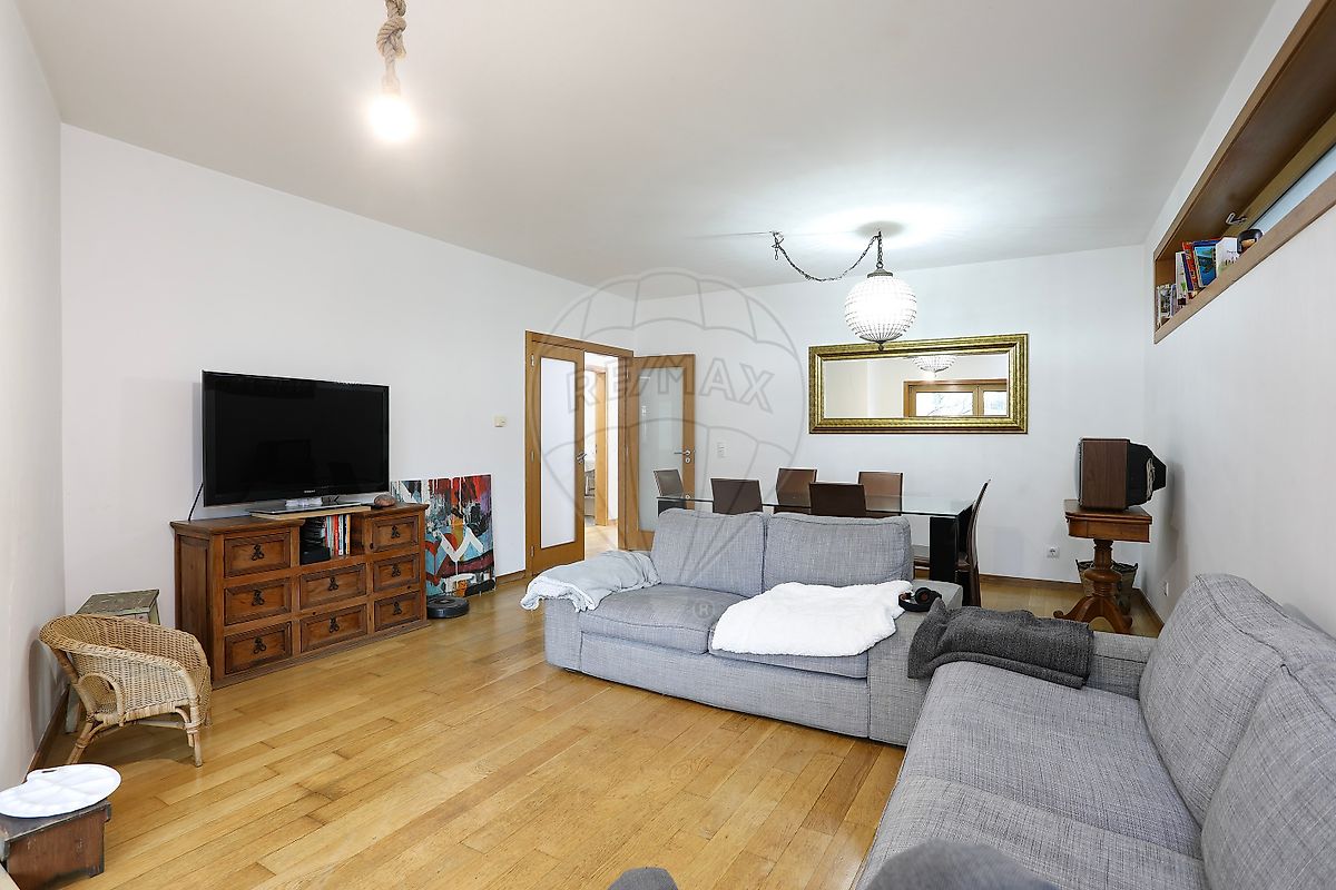 Apartamento T2 à venda em Odivelas