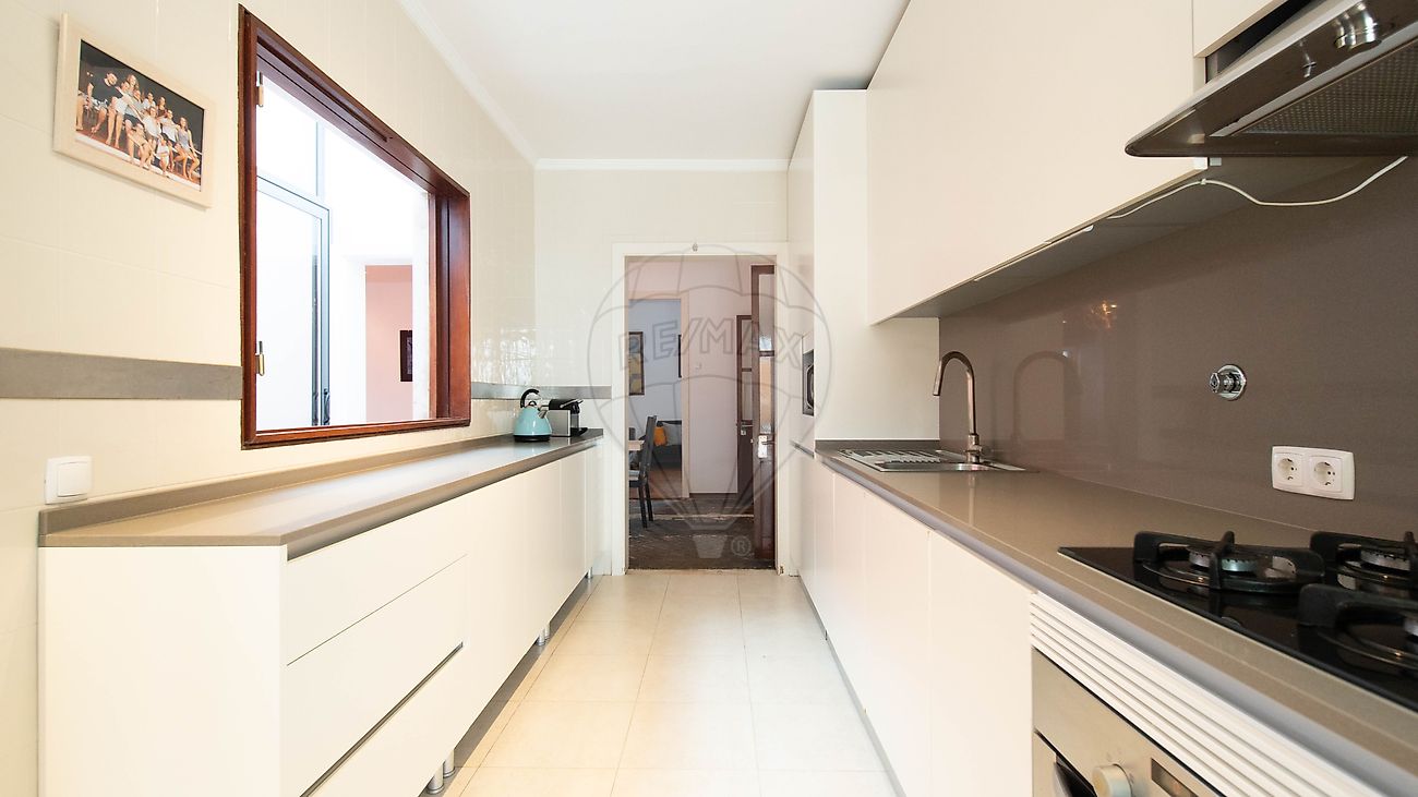 Moradia T6 à venda em Faro