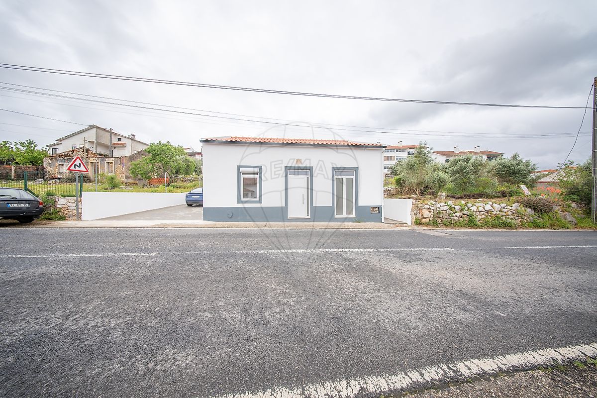 Moradia - Mira de Aire, Porto de Mós, Leiria