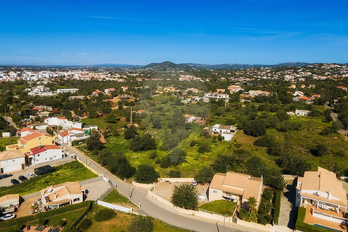 Terreno à venda em Loulé