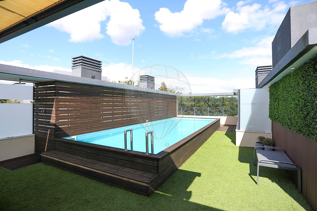 Apartamento T4 à venda em Odivelas