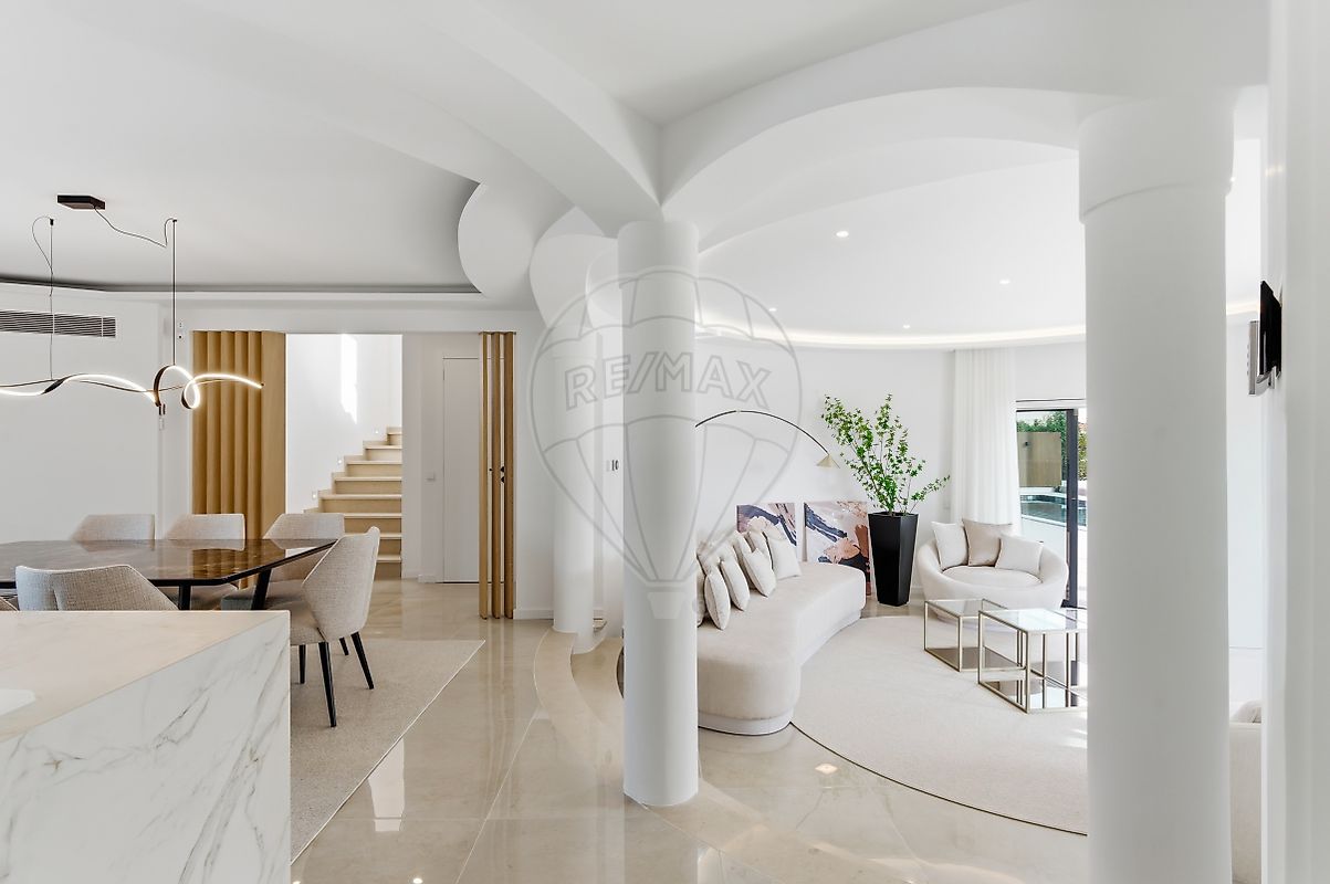 Apartamento T4 à venda em Lagoa (Algarve)