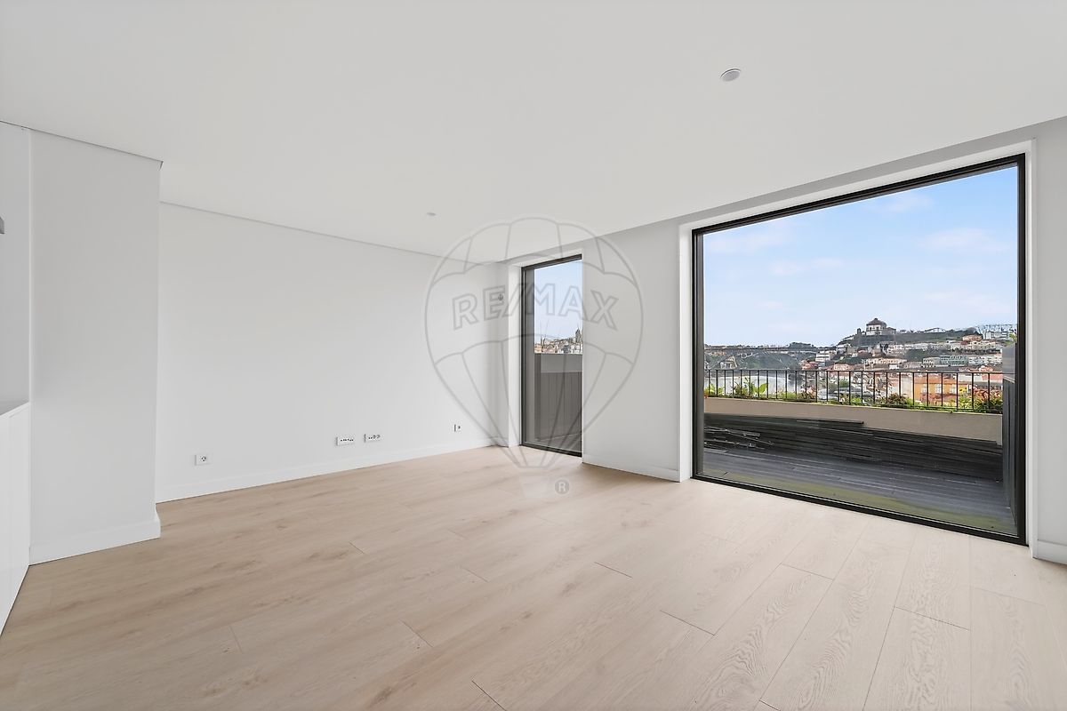 Apartamento T2 à venda em Vila Nova de Gaia
