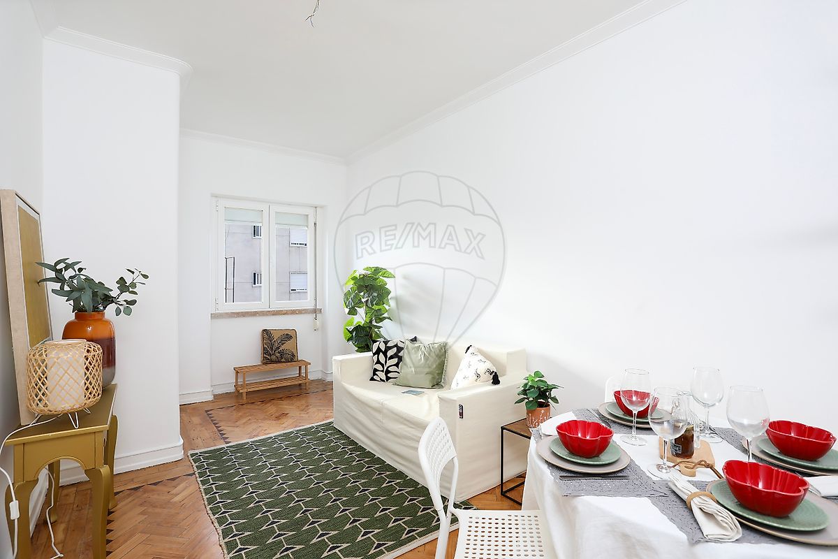 Apartamento T2 à venda em Amadora