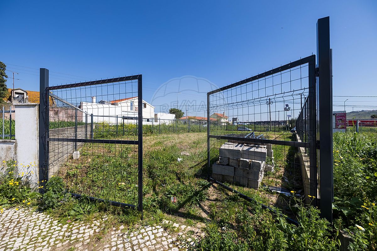 Terreno à venda em Vila Franca de Xira