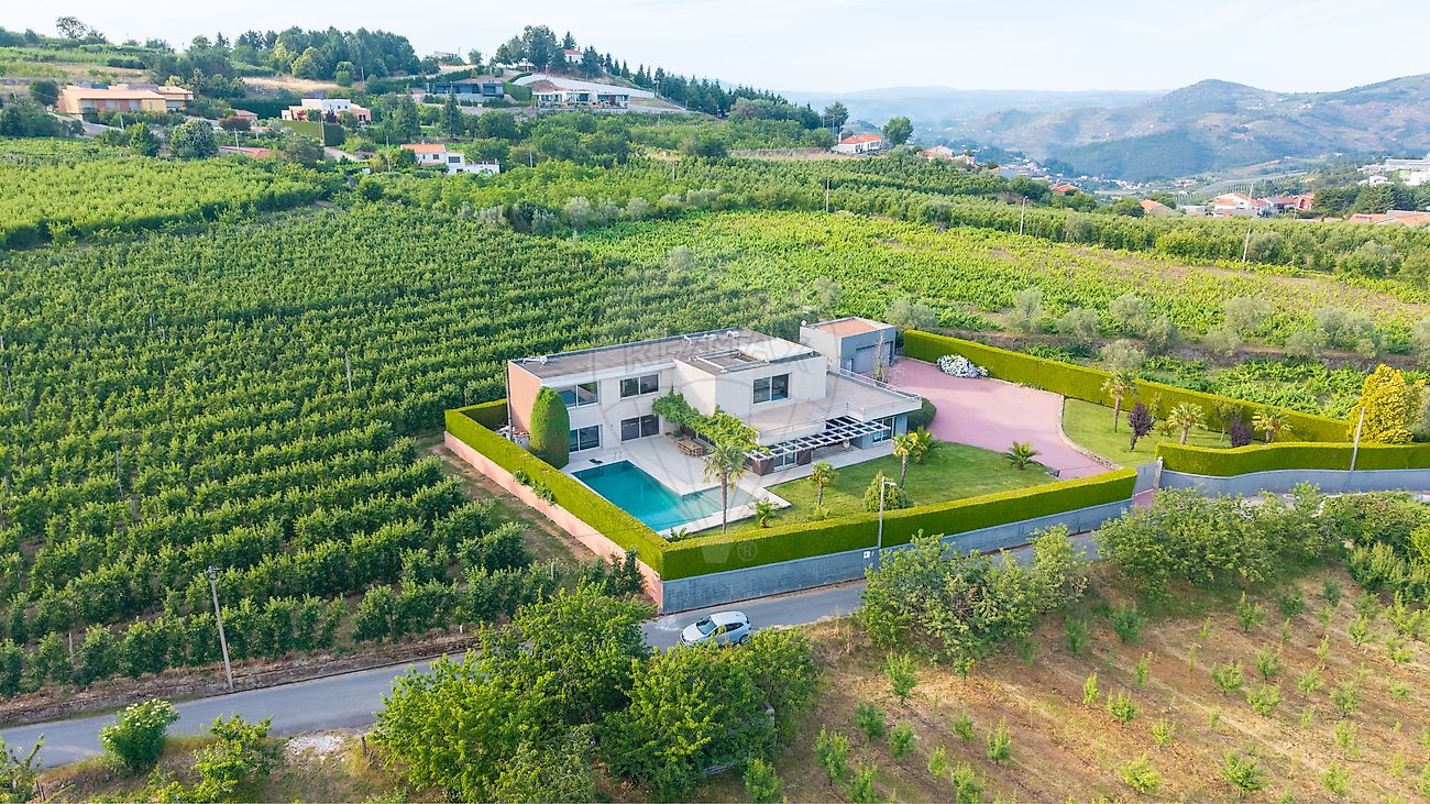 Apartamento T4 à venda em Lamego