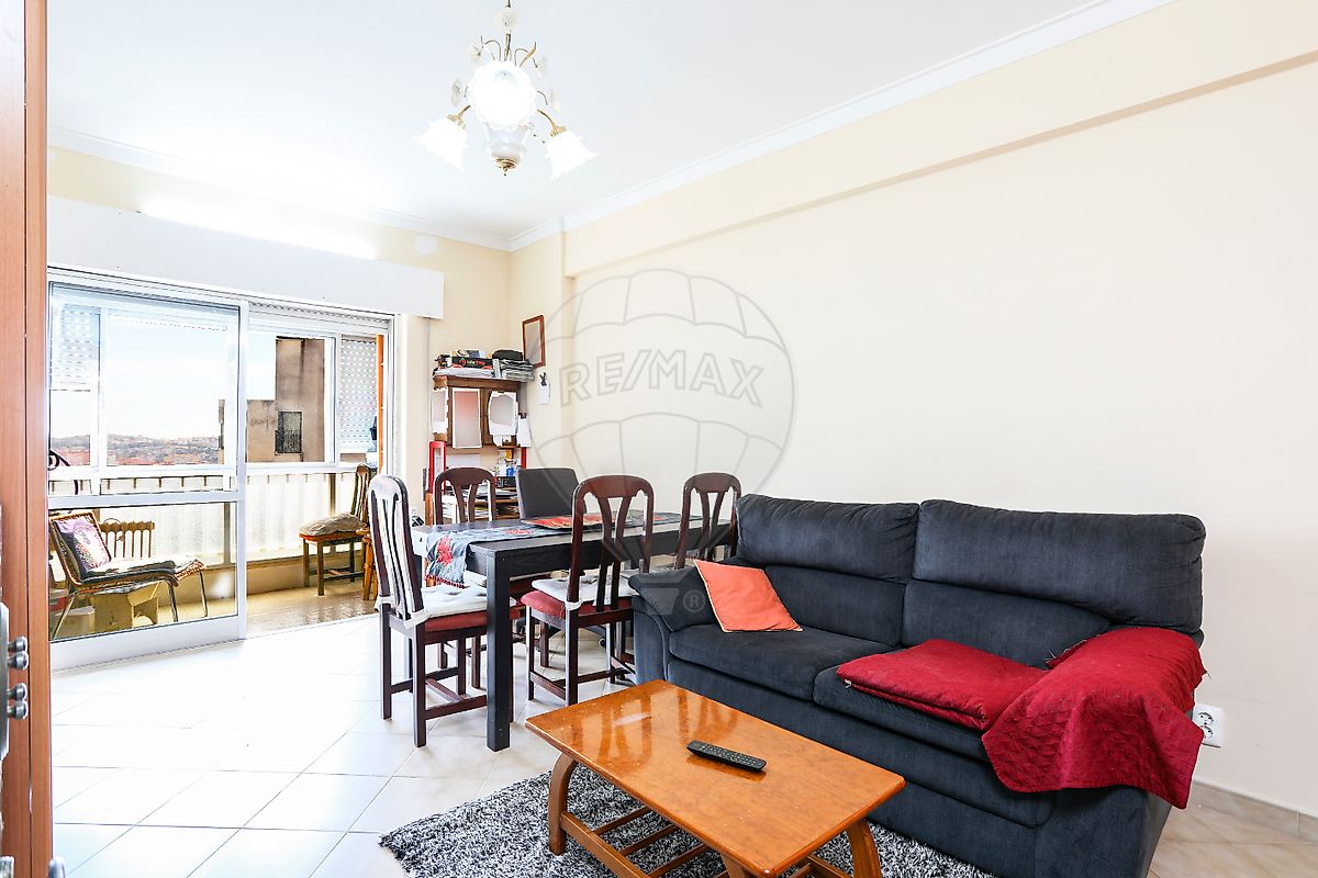 Apartamento T2 à venda em Odivelas