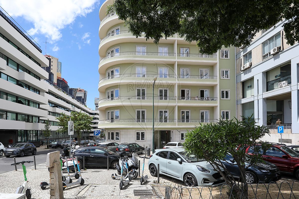 Apartamento T3 à venda em Lisboa