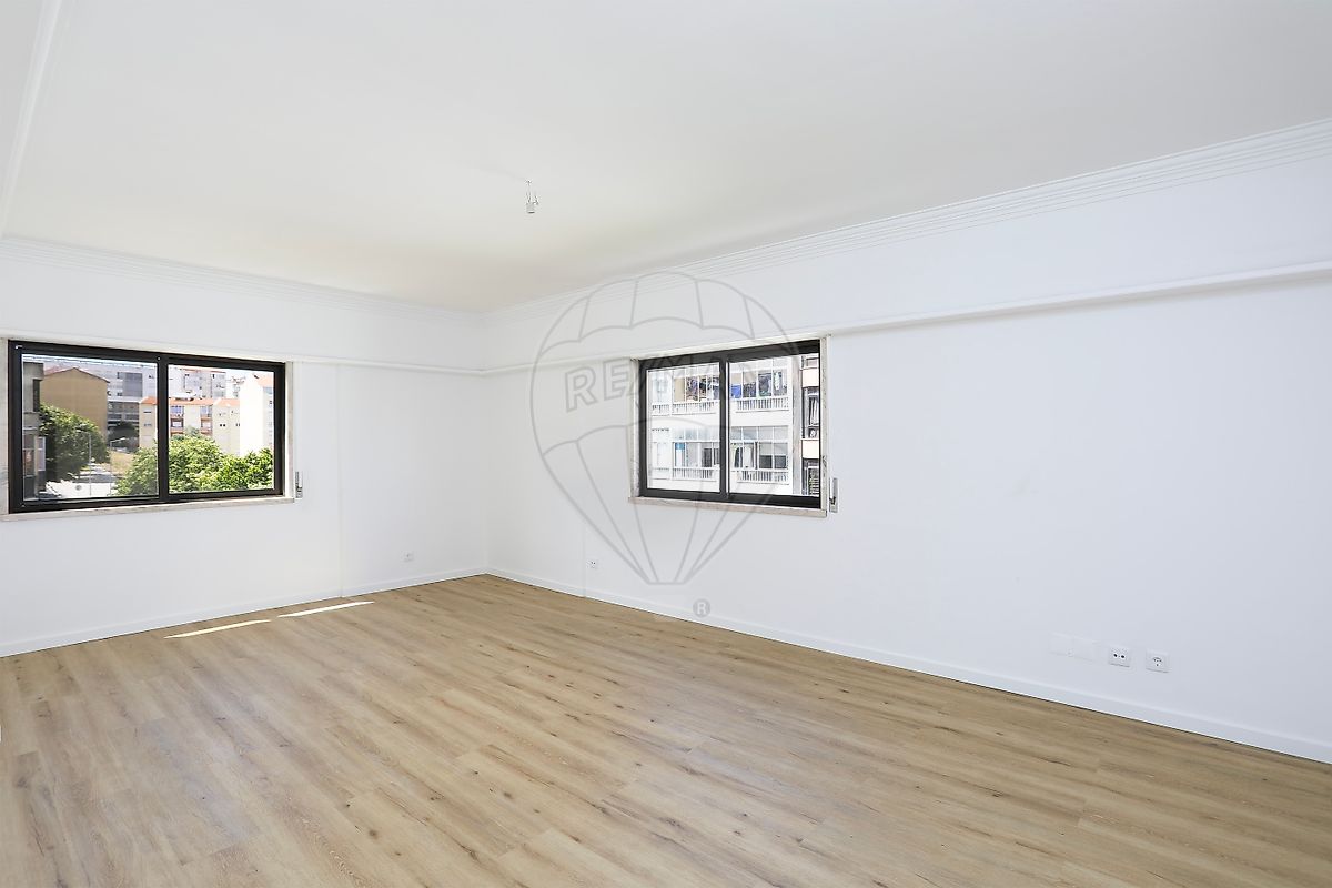 Apartamento T2 à venda em Sintra