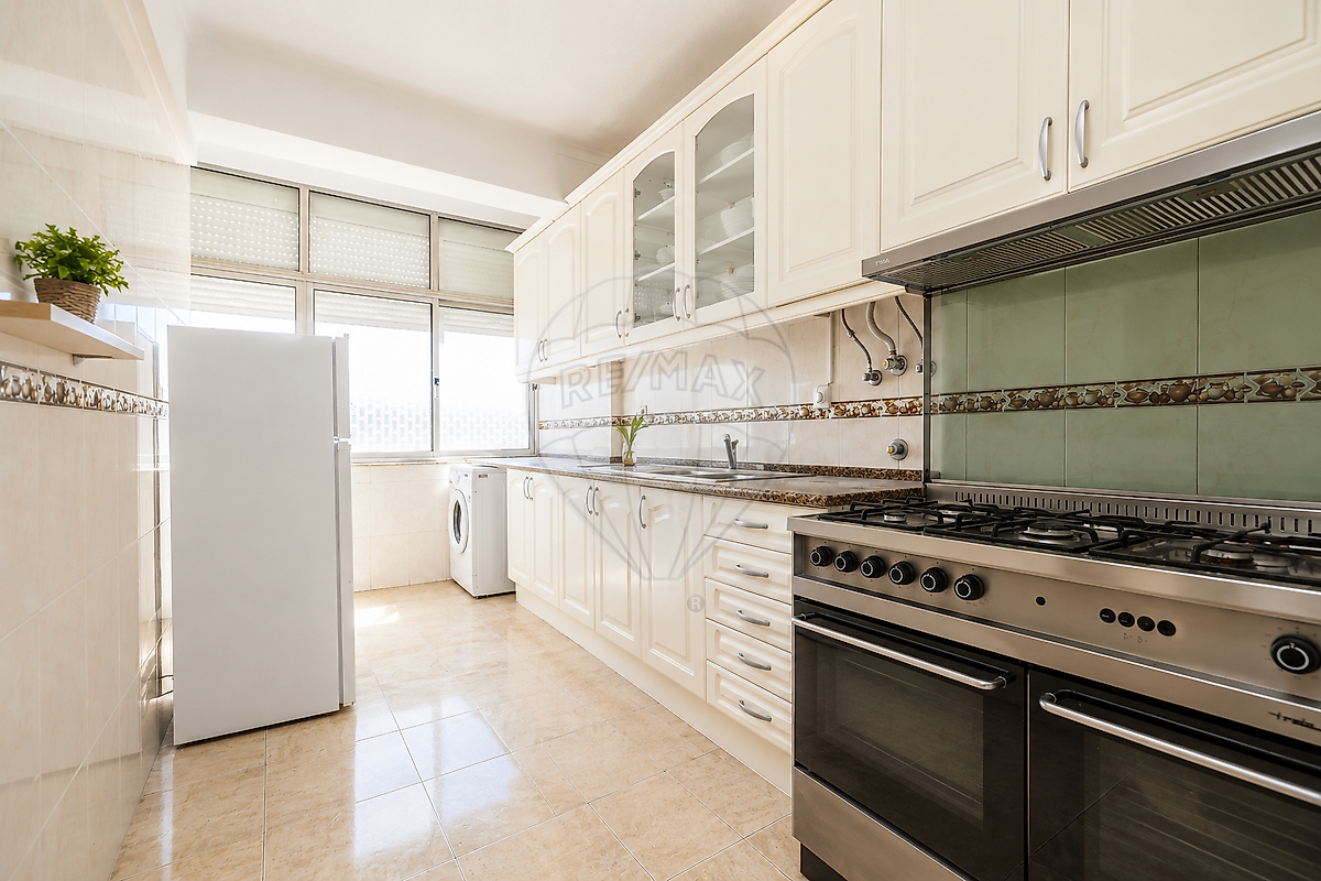 Apartamento T2 à venda em Odivelas
