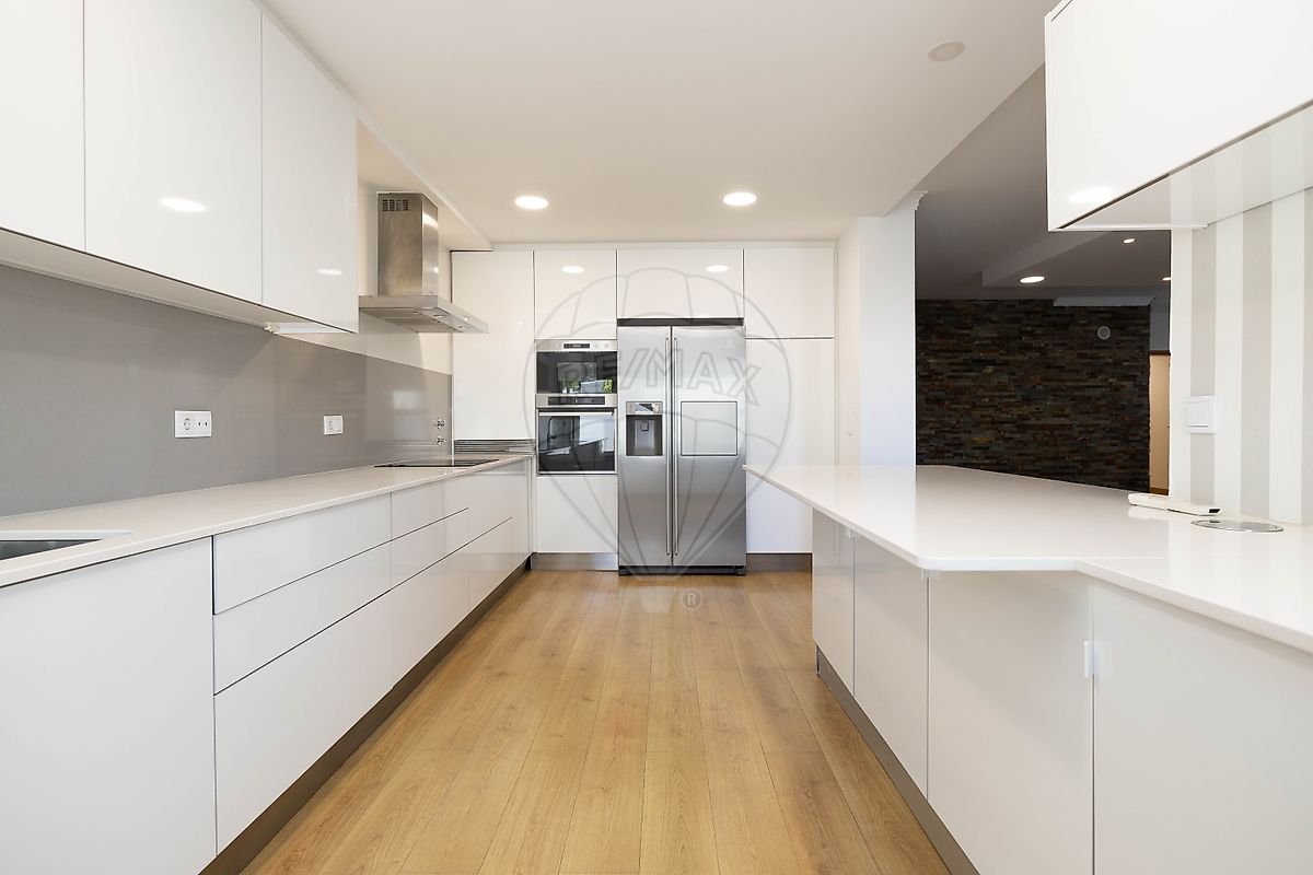 Apartamento T3 à venda em Carnaxide e Queijas, Oeiras — foto 7