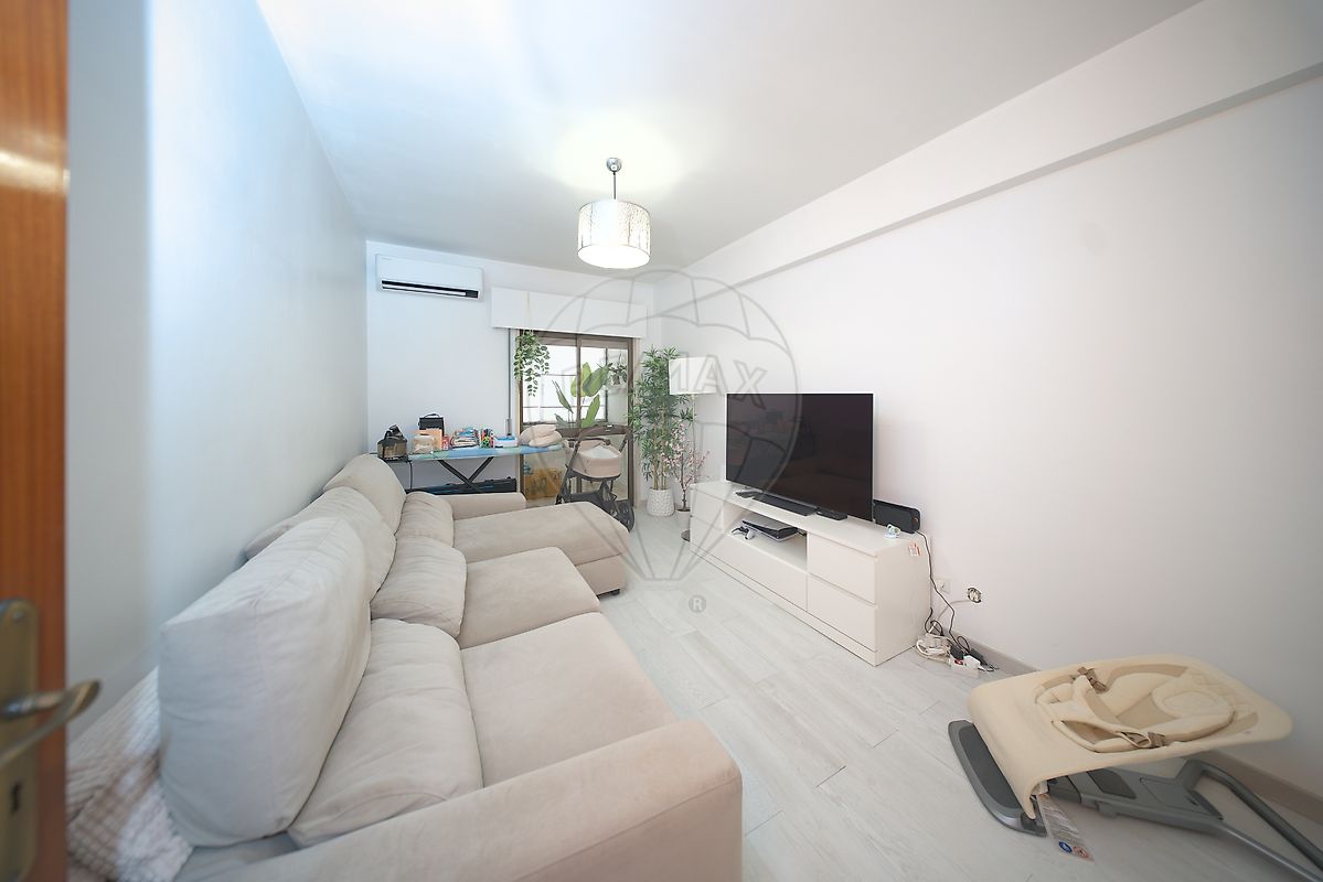 Apartamento T2 à venda em Odivelas