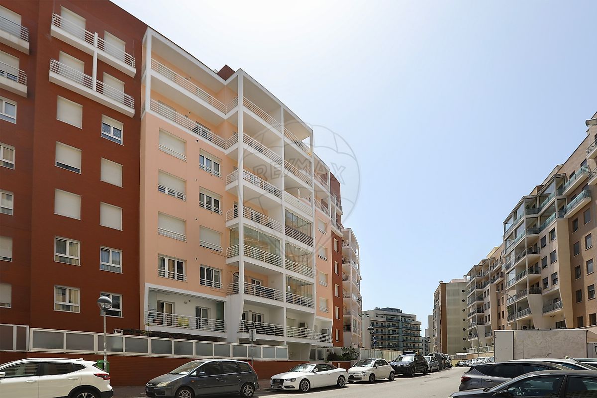 Apartamento T3 à venda em Odivelas