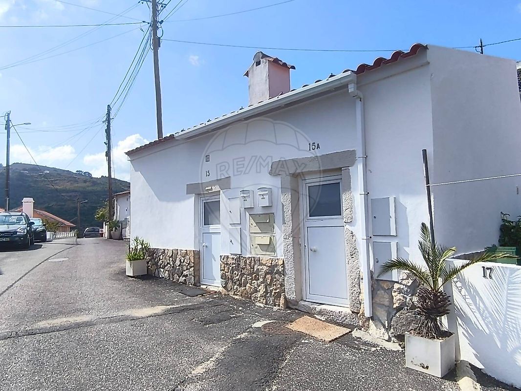 Moradia T1 em Loures, €290.000