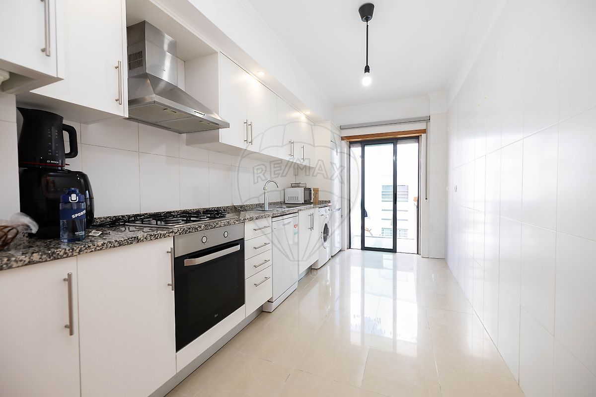 Apartamento T2 em Camarate, Unhos e Apelação, €385.000