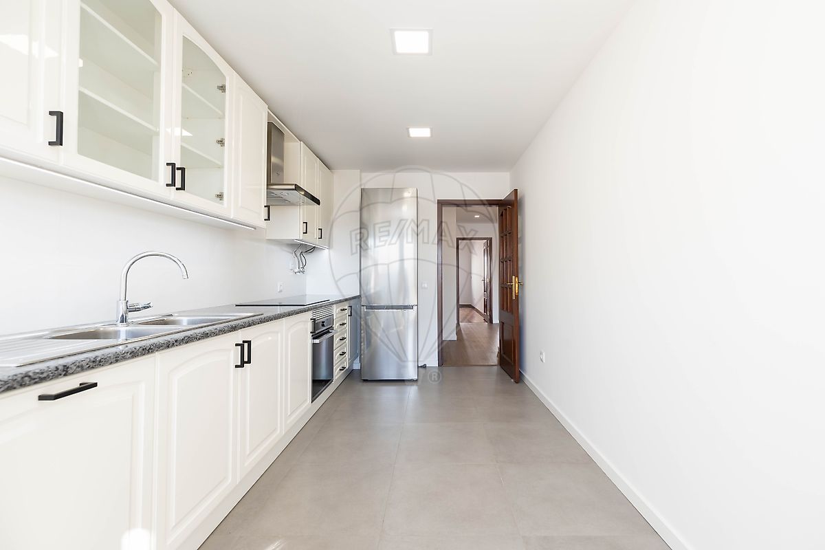 Apartamento T2 à venda em Sintra