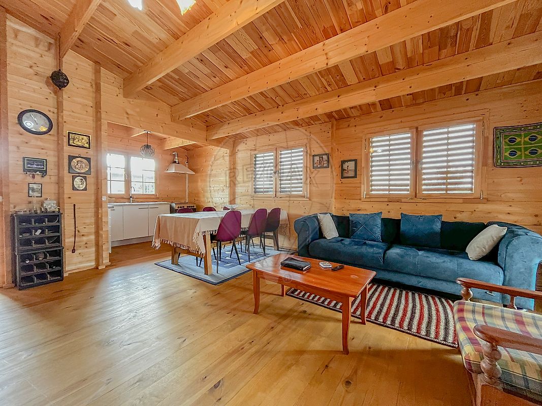 listing 125921030-23 picture-0