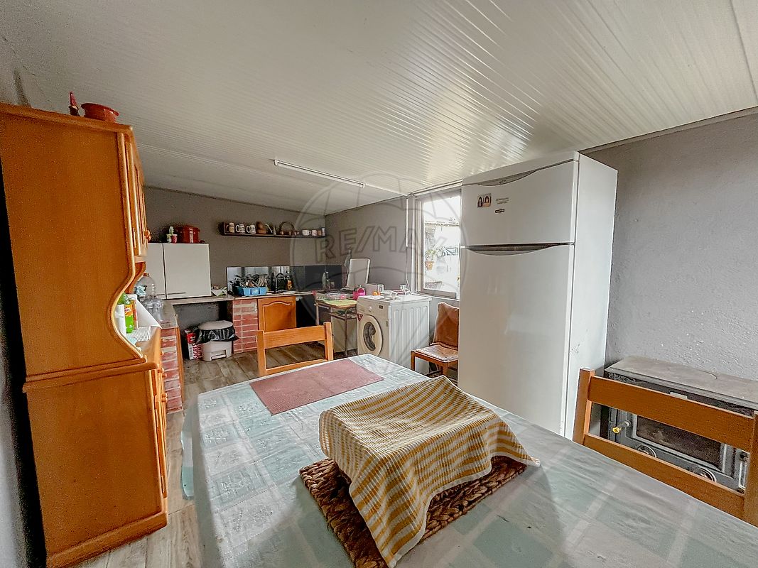 listing 125921030-23 picture-0