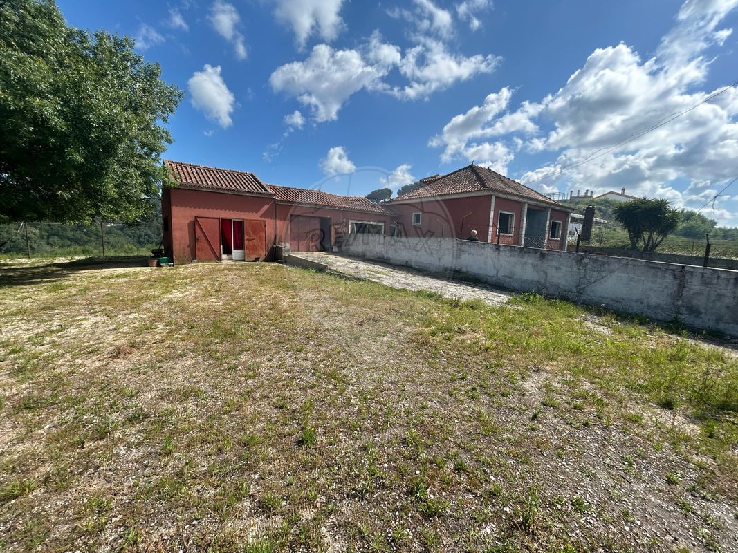 listing 125921034-32 picture-0