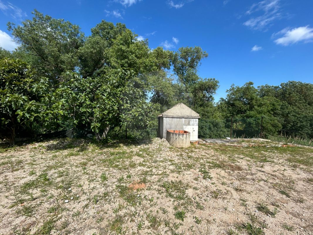 listing 125921034-32 picture-0