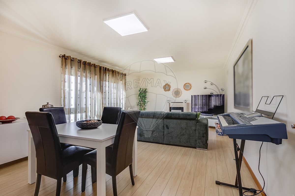 Apartamento T3 à venda em Sintra