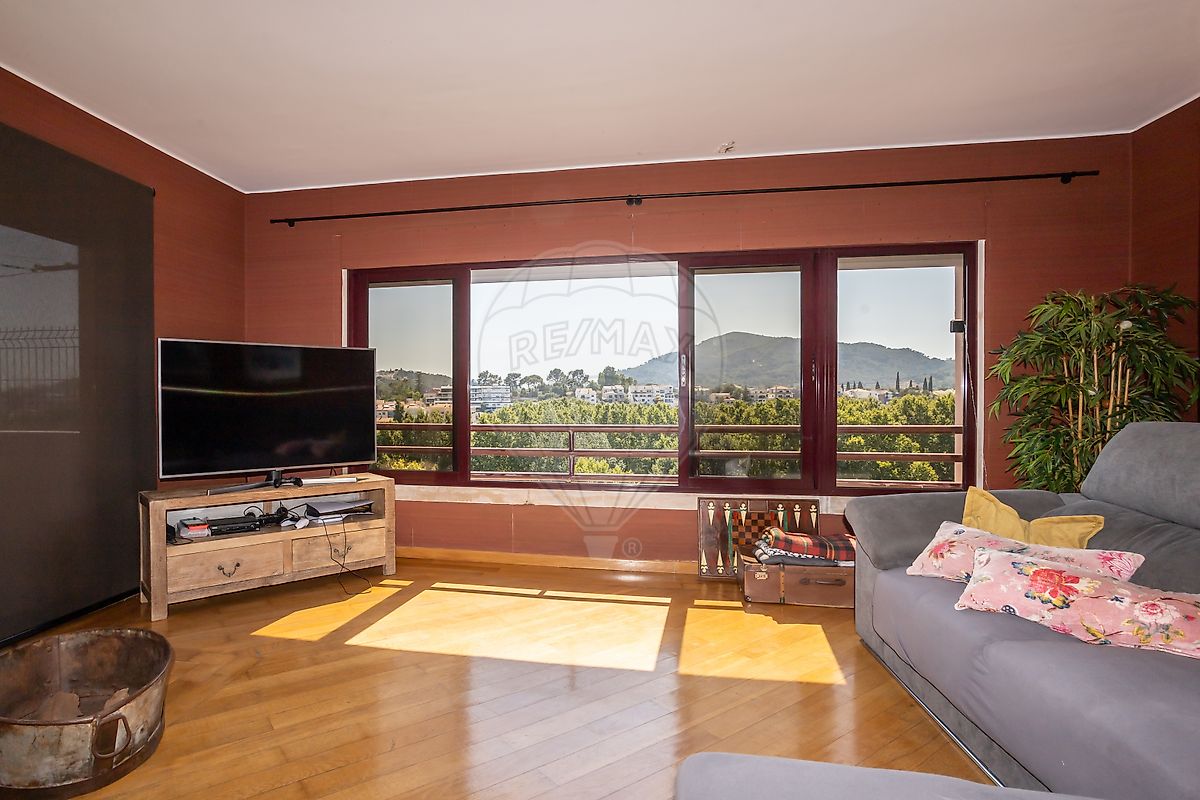 Duplex T3 à venda em Setúbal