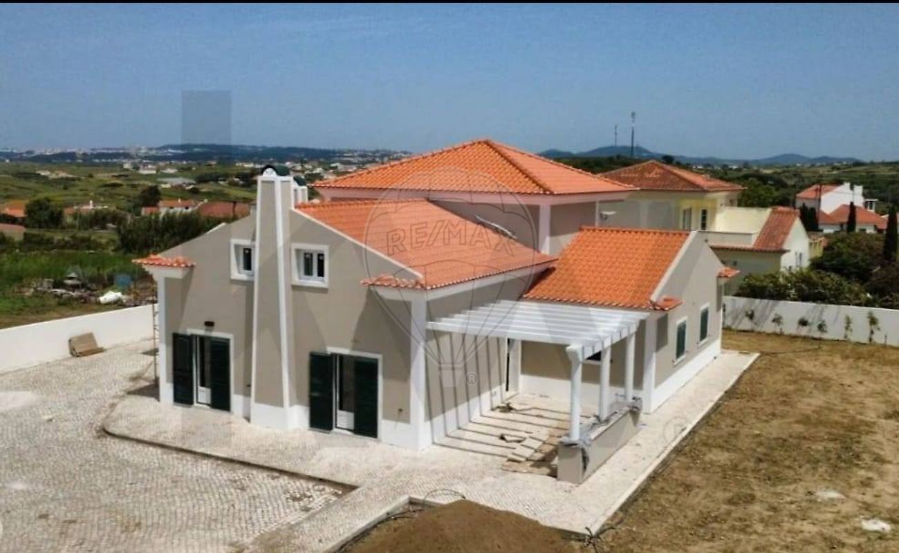 Moradia T4 à venda em Sintra