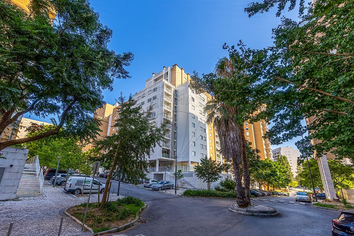 Apartamento T2 para arrendar em Lisboa