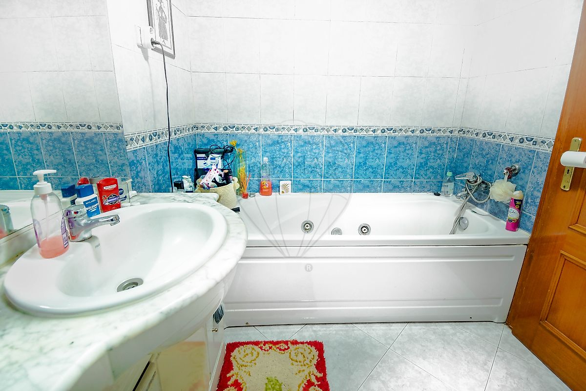 listing 125941134-3 picture-0