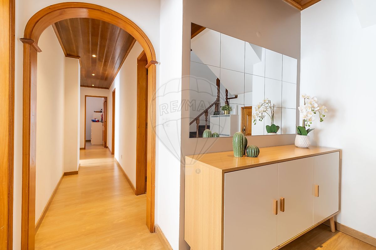 Apartamento T4 para venda