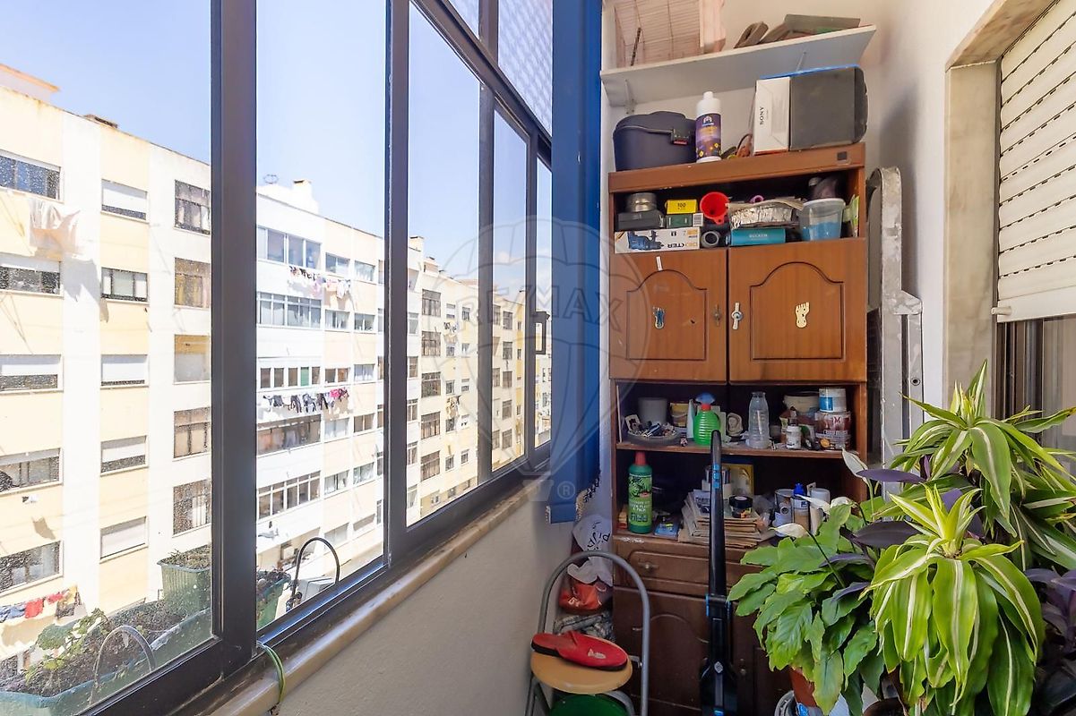 Apartamento T3 à venda em Amora, Seixal — foto 8