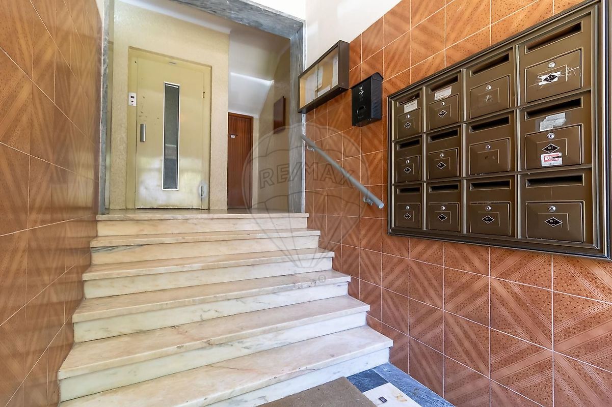 Apartamento T3 à venda em Amora, Seixal — foto 4