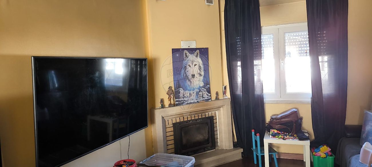 Apartamento T2 à venda em Amadora