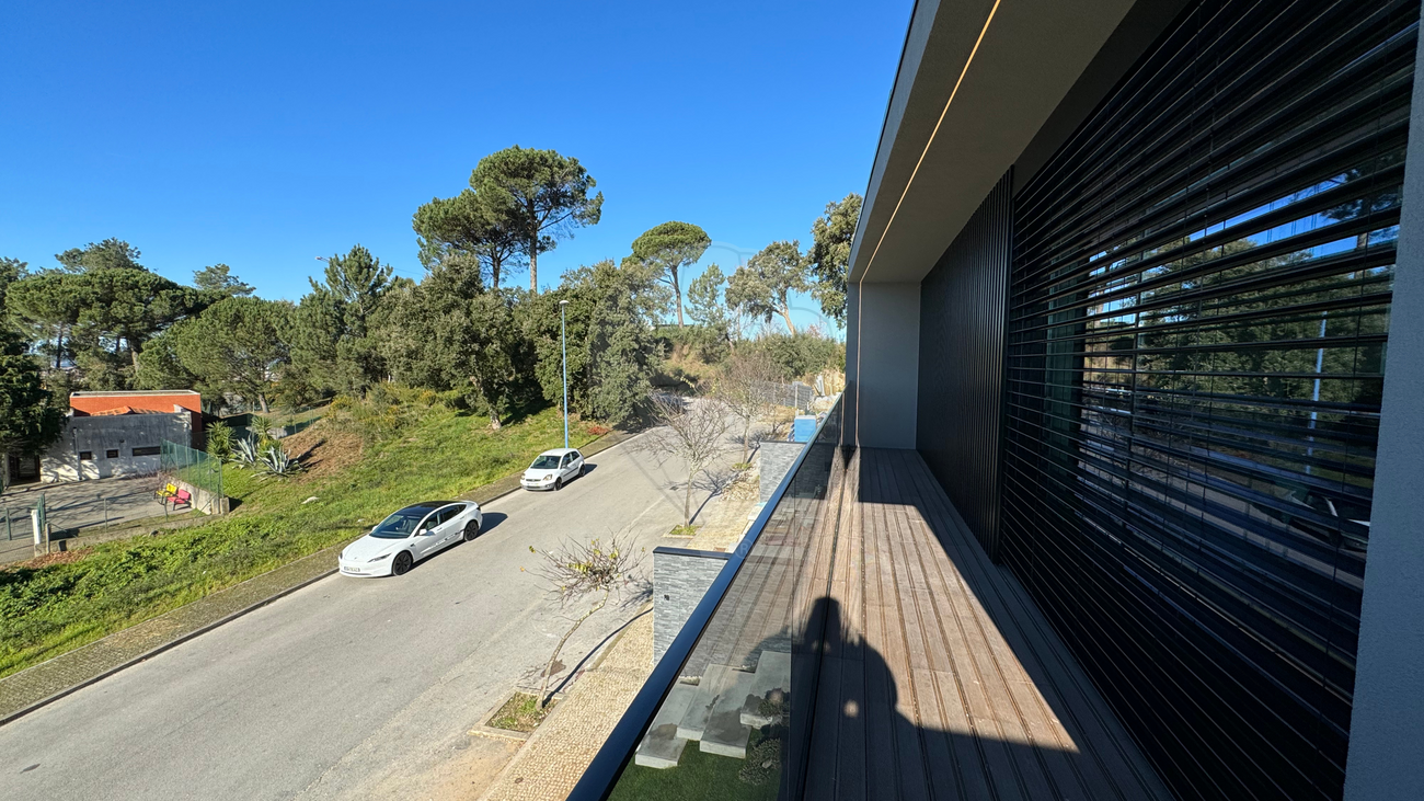 listing 125971010-219 picture-0