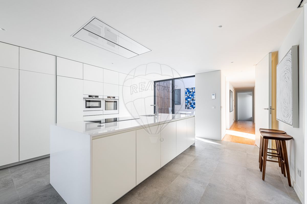 listing 125971476-26 picture-0
