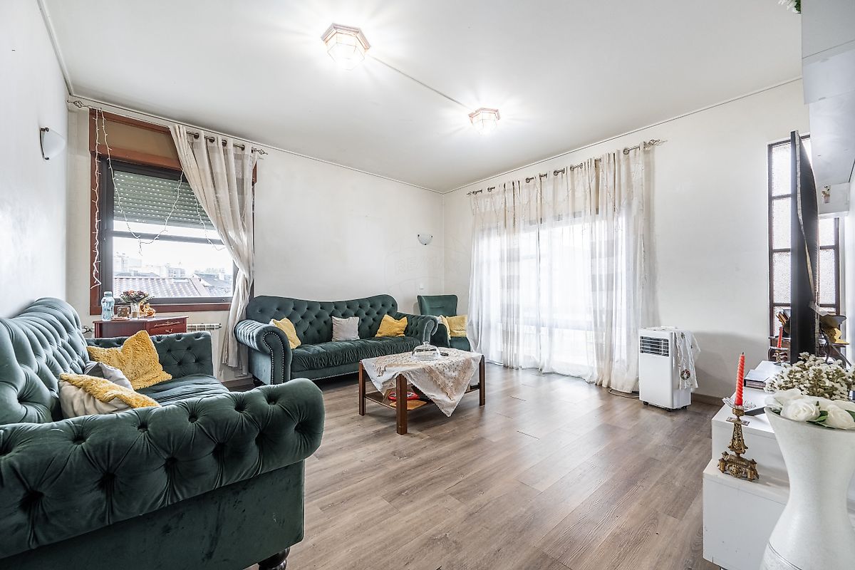 listing 125971464-4 picture-0