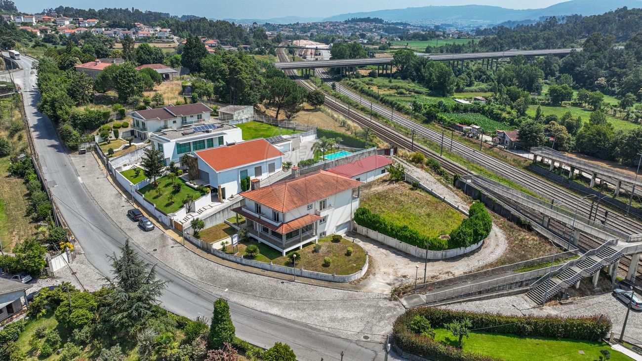 listing 125971394-44 picture-0