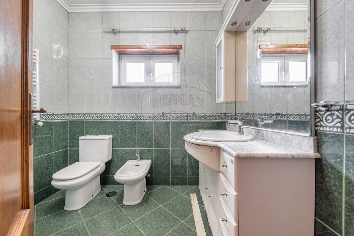 listing 125971394-44 picture-0