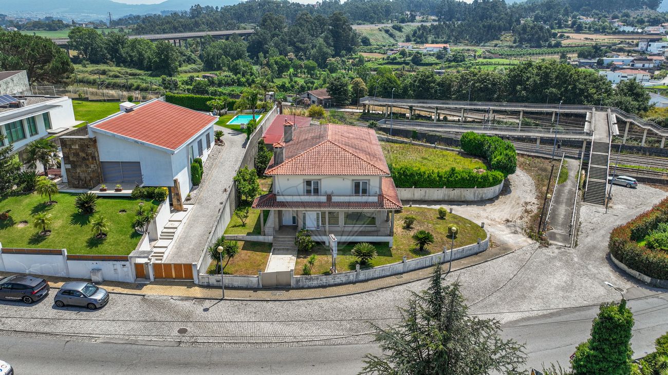 listing 125971394-44 picture-0