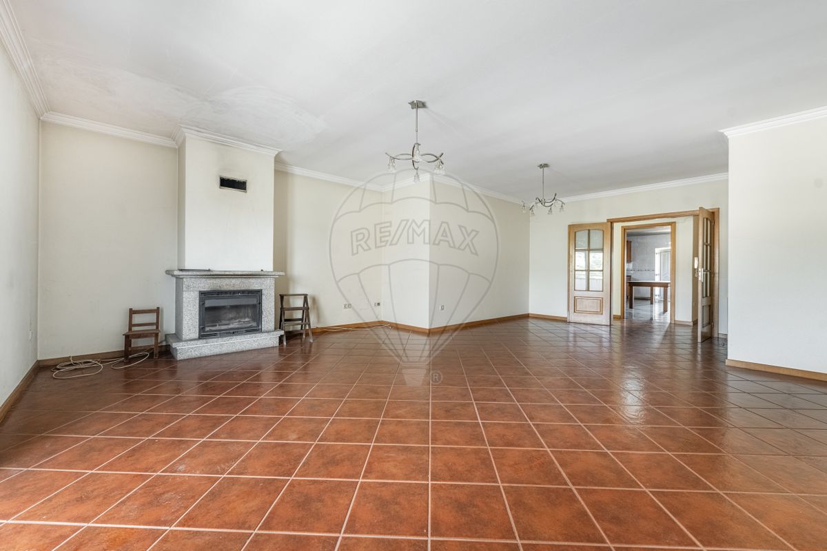 listing 125971394-44 picture-0