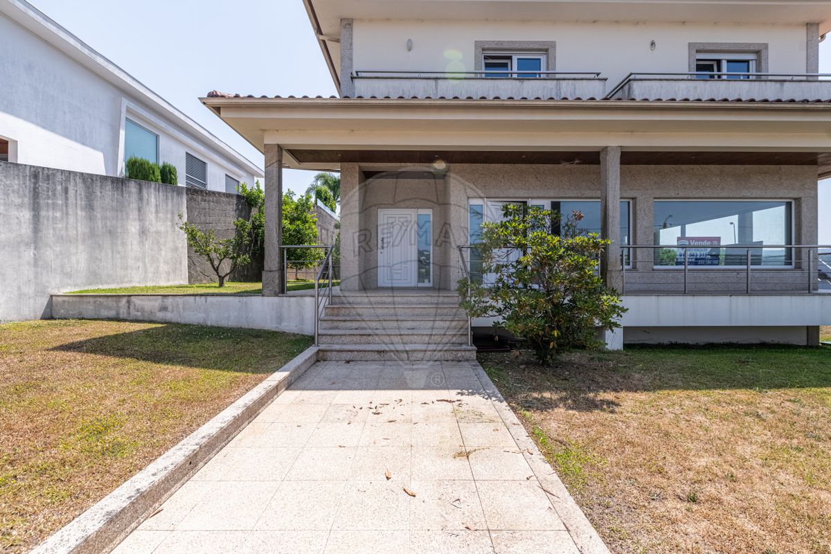 listing 125971394-44 picture-0