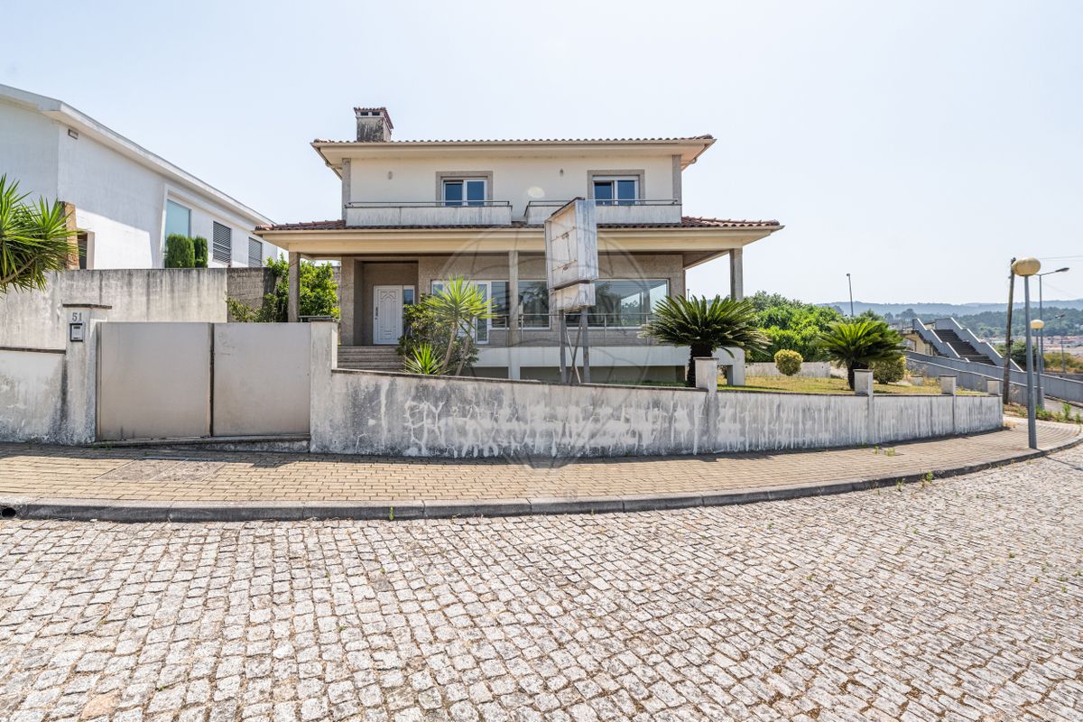 listing 125971394-44 picture-0