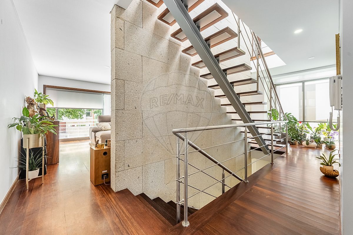 listing 125971497-2 picture-0