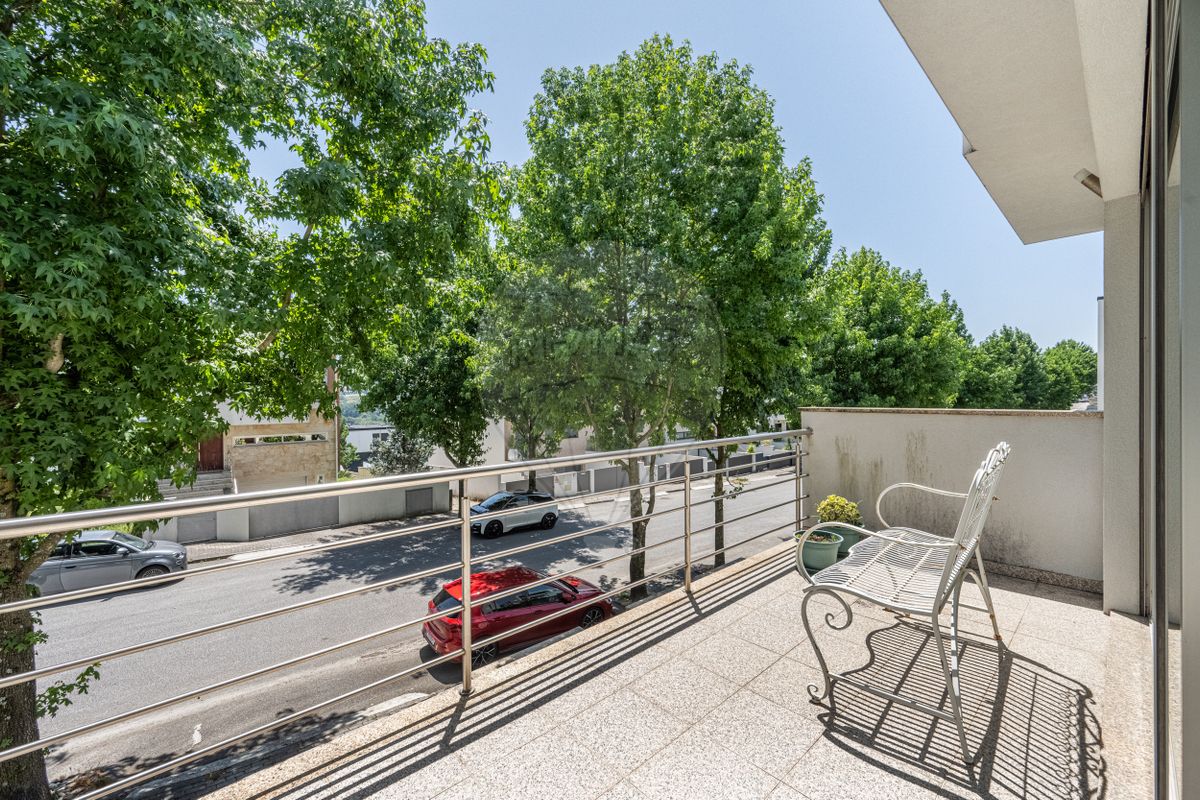 listing 125971497-2 picture-0