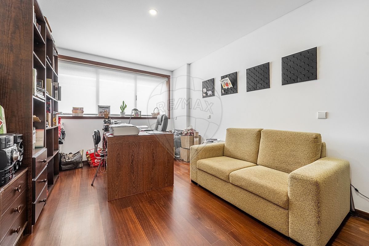 listing 125971497-2 picture-0