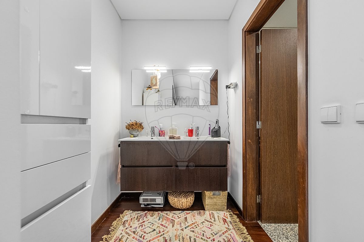 listing 125971497-2 picture-0