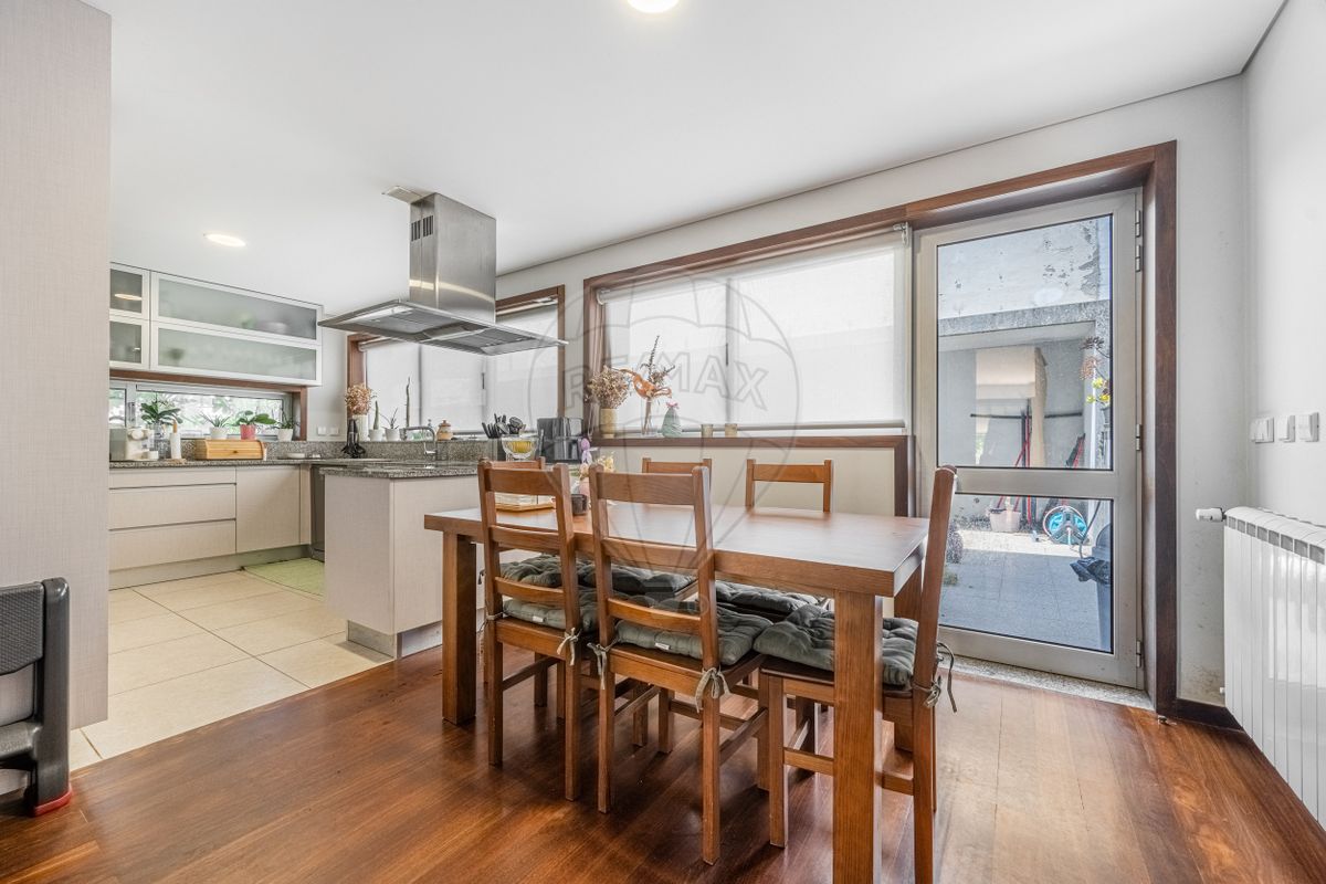 listing 125971497-2 picture-0