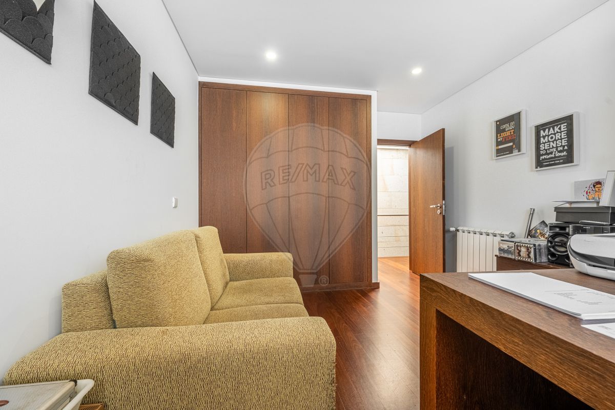 listing 125971497-2 picture-0