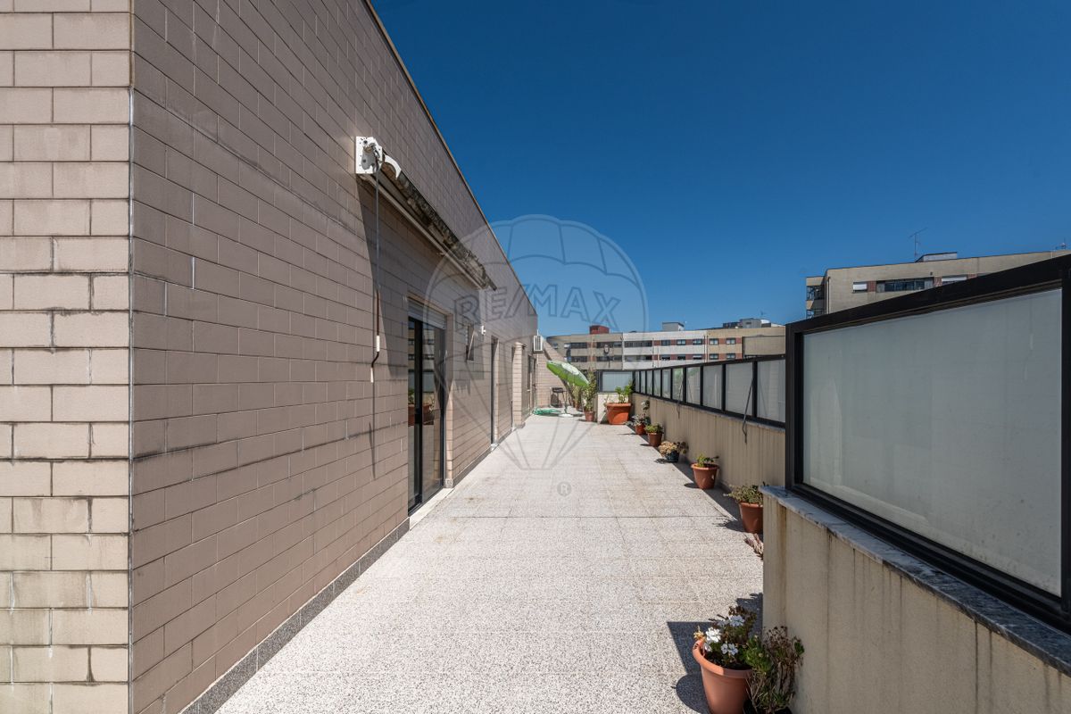 listing 125971060-32 picture-0
