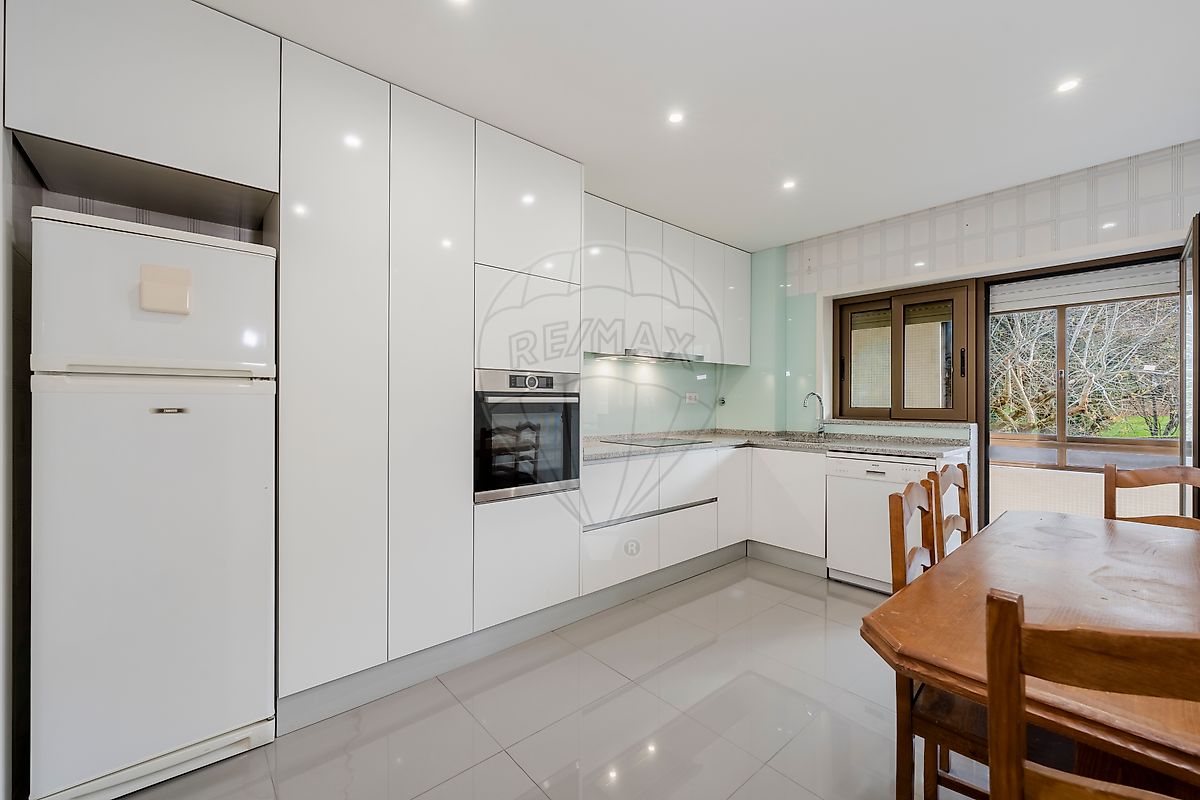 Apartamento T3 à venda em Braga